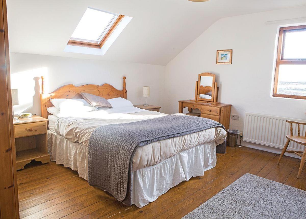 Ballylinny Holiday Cottages Бушмілс Екстер'єр фото