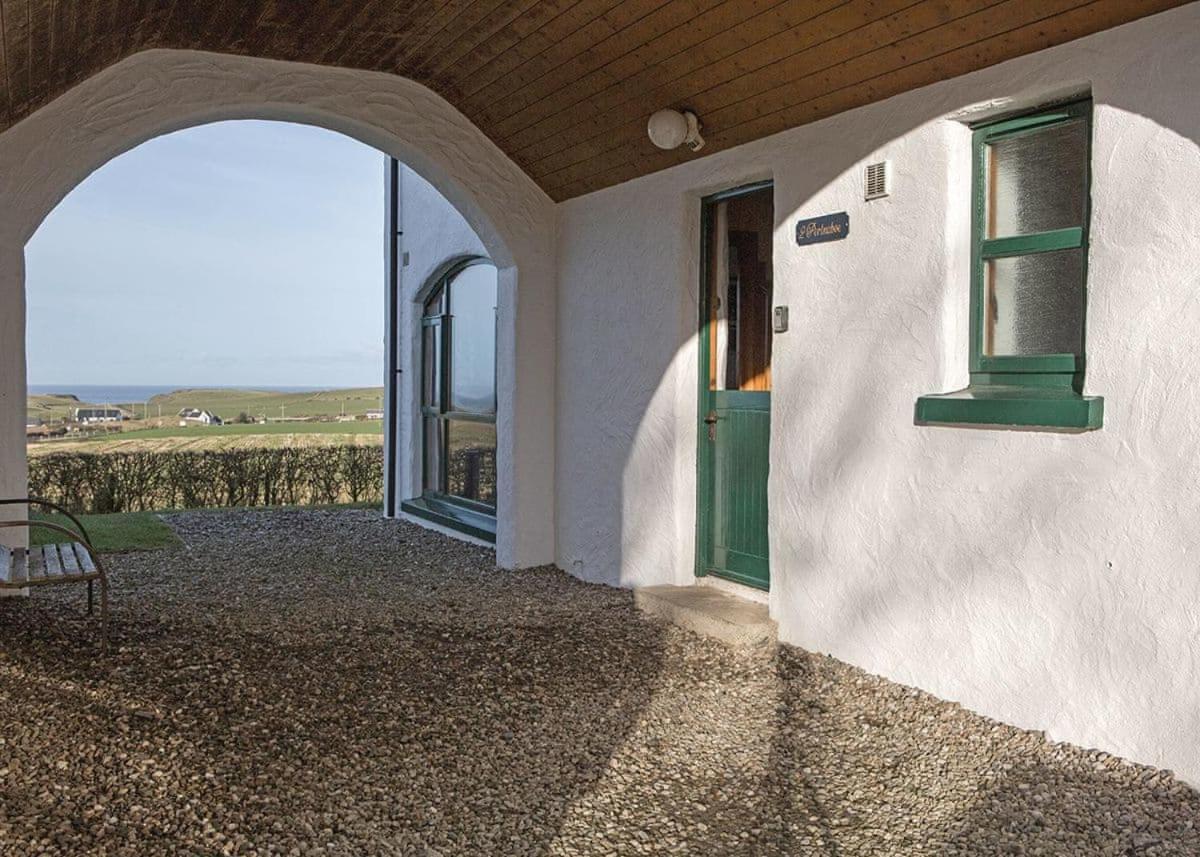 Ballylinny Holiday Cottages Бушмілс Екстер'єр фото