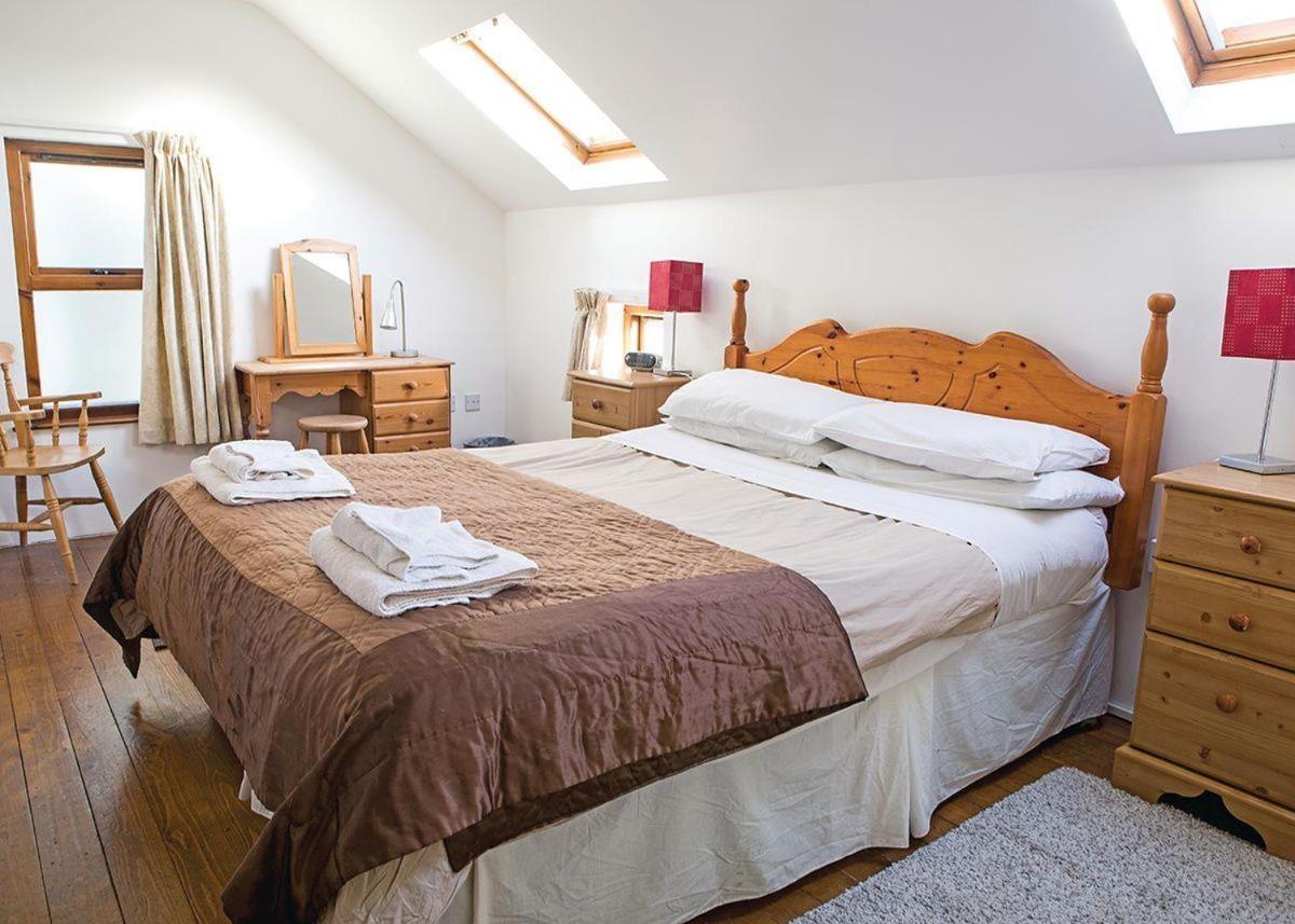 Ballylinny Holiday Cottages Бушмілс Екстер'єр фото