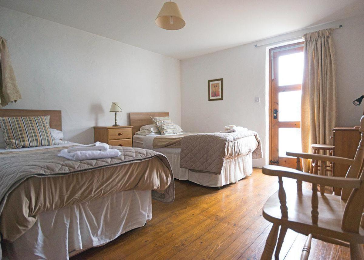 Ballylinny Holiday Cottages Бушмілс Екстер'єр фото
