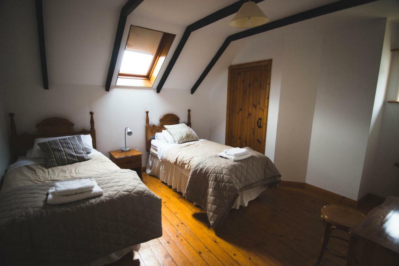 Ballylinny Holiday Cottages Бушмілс Екстер'єр фото